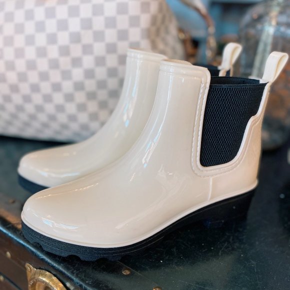 Infinity Raine Shoes - LAST PAIR LEFT Seven 7 Halifax Rain Boots-parchment size 9